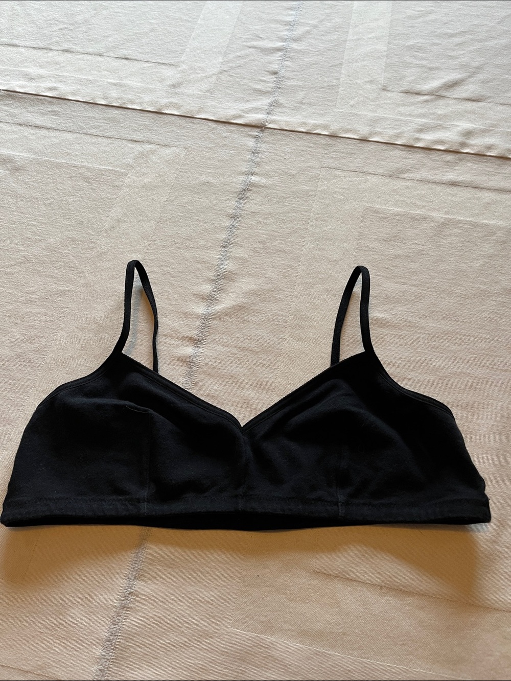 Gap Black Wireless Pullover Bralette - Women Intimates & Sleepwear Size 36A/B